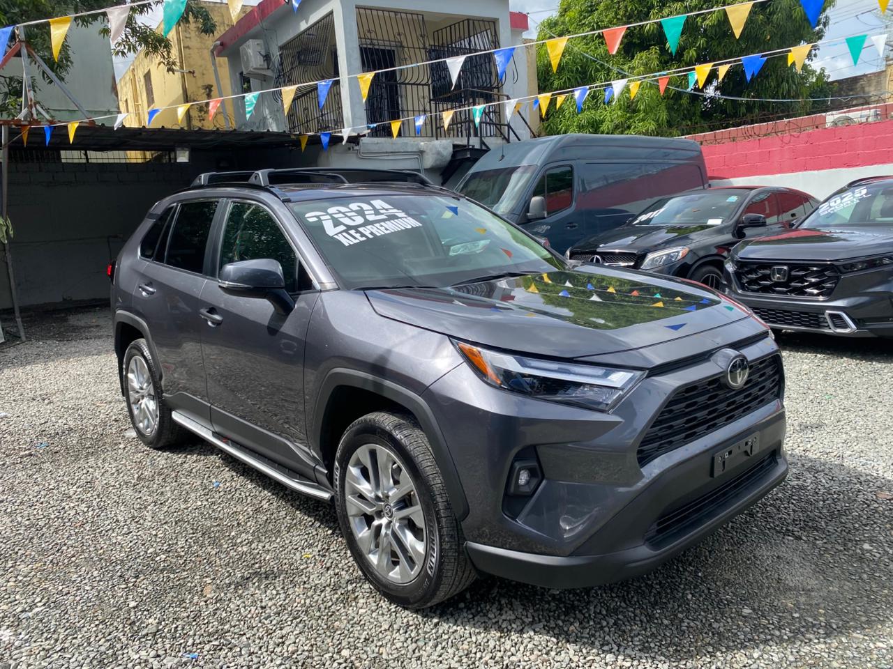 Toyota RAV4 XLE Premium
