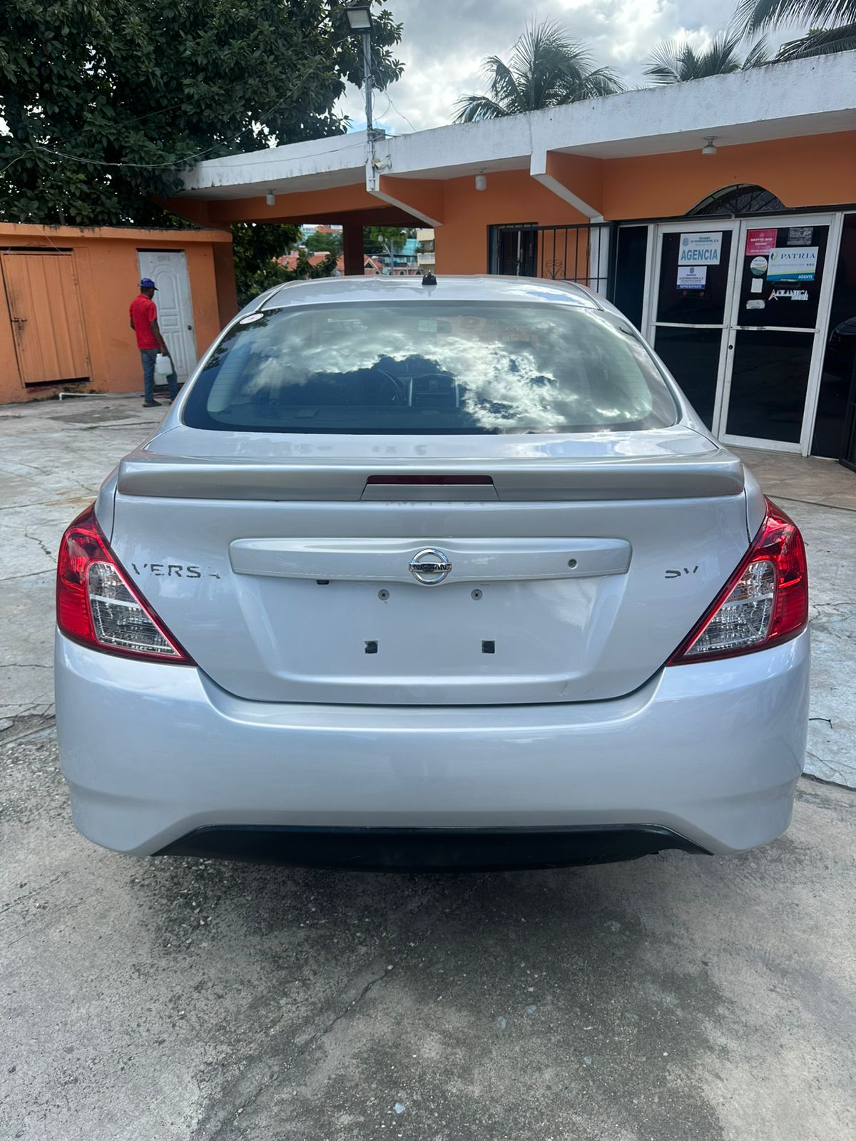 Nissan Versa SV