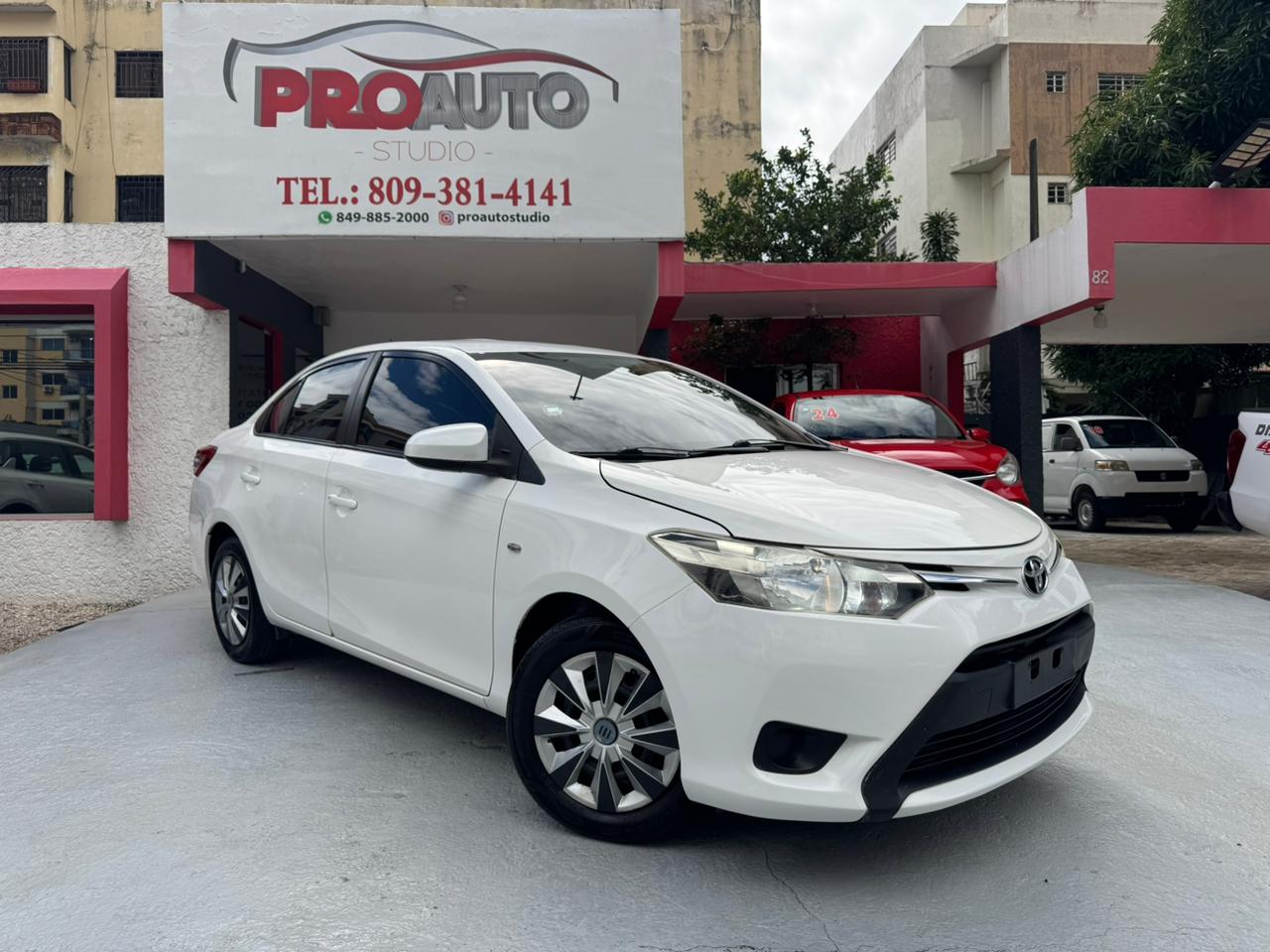 Toyota Yaris Básico