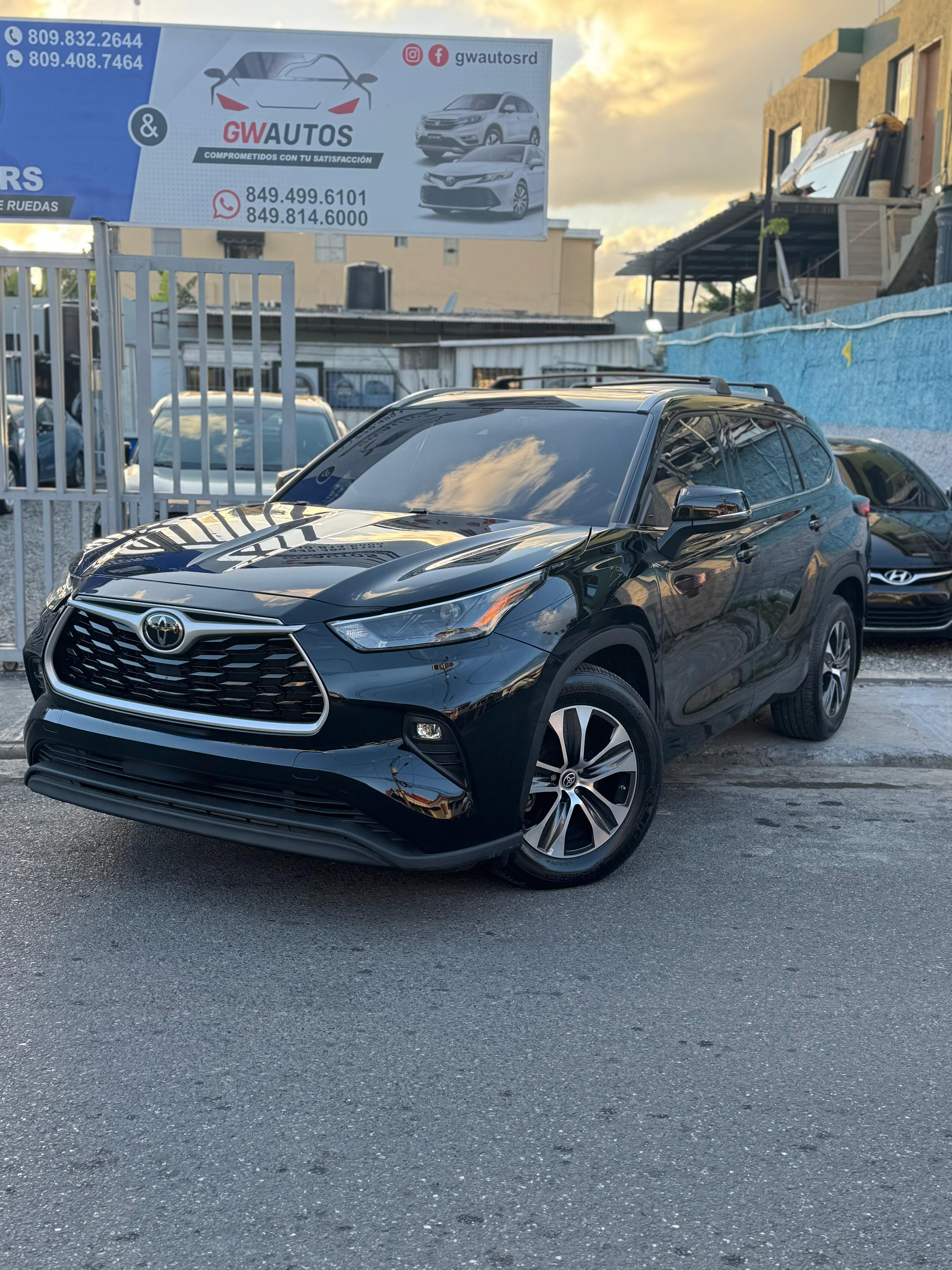 Toyota Highlander XLE