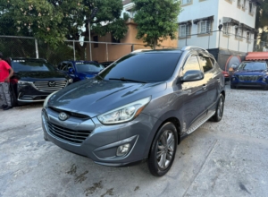 Hyundai Tucson SE
