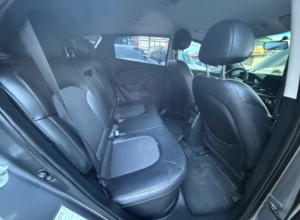 Hyundai Tucson SE