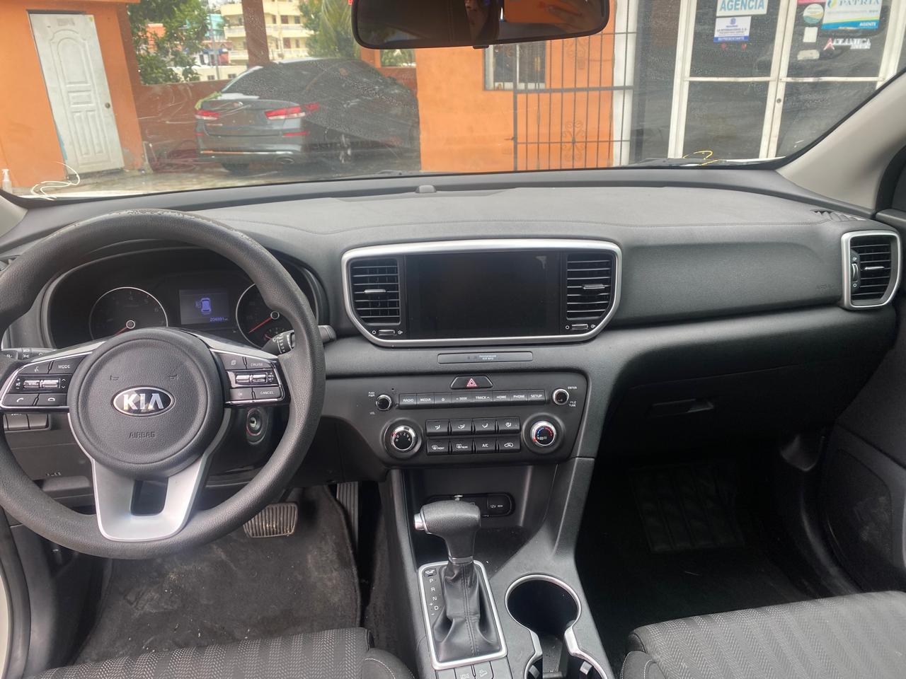 Kia Sportage LX