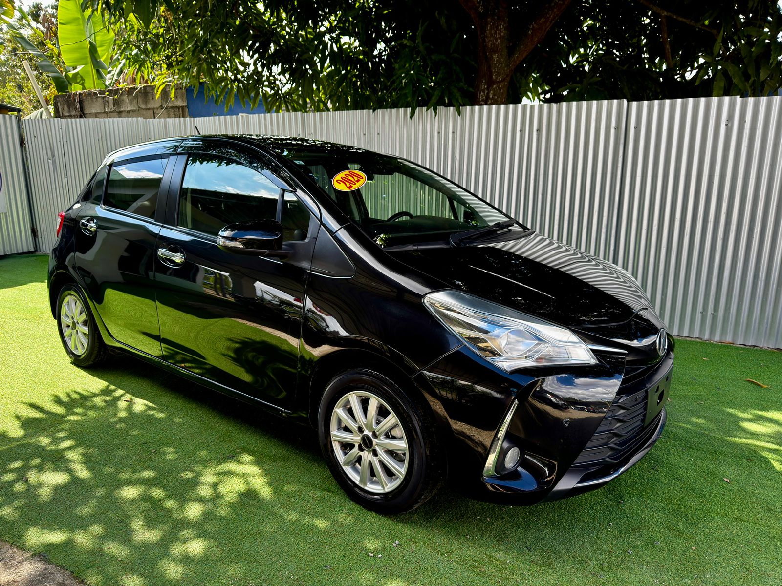 Toyota Vitz Básico