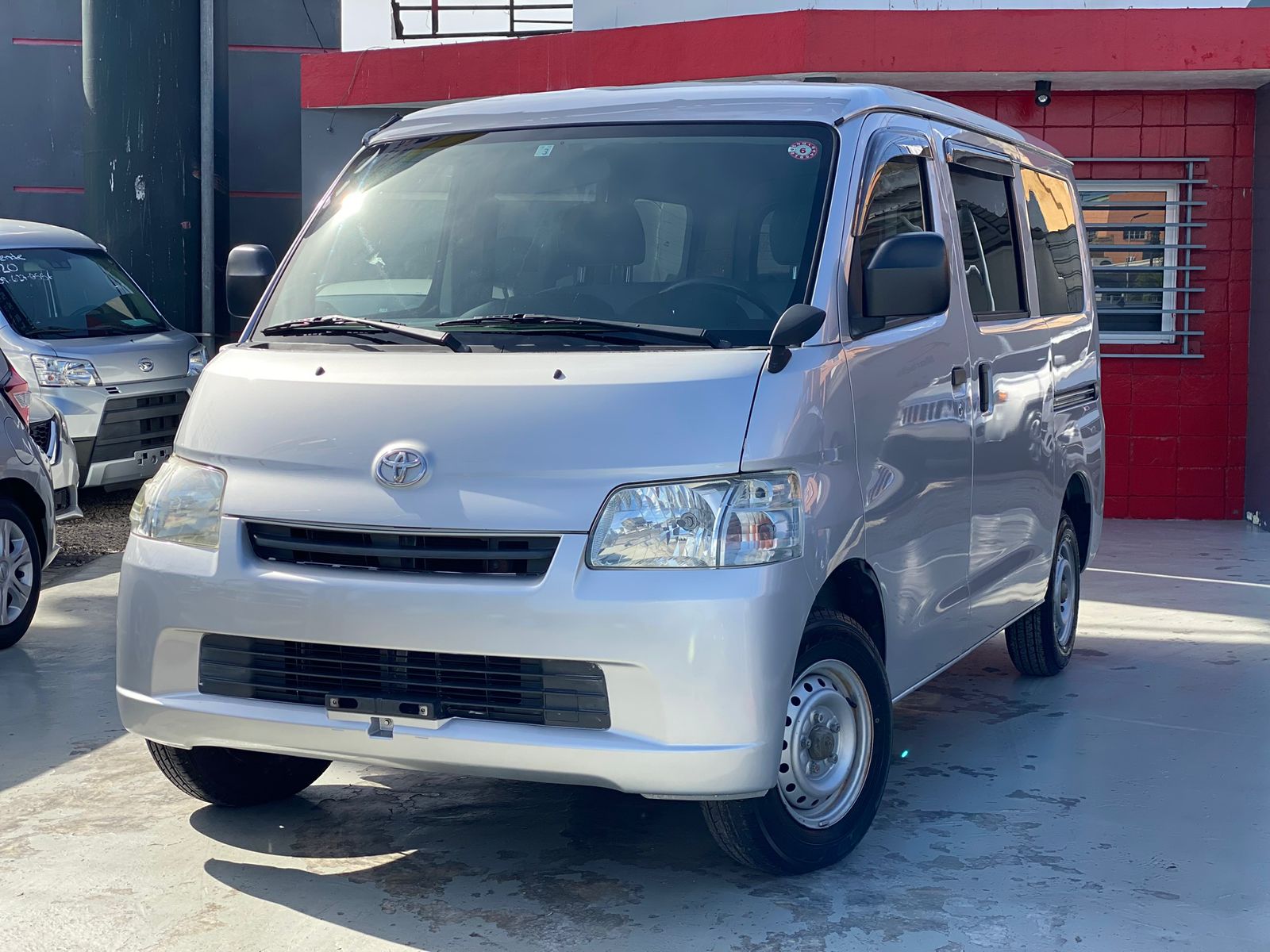 Toyota Town Ace Basico