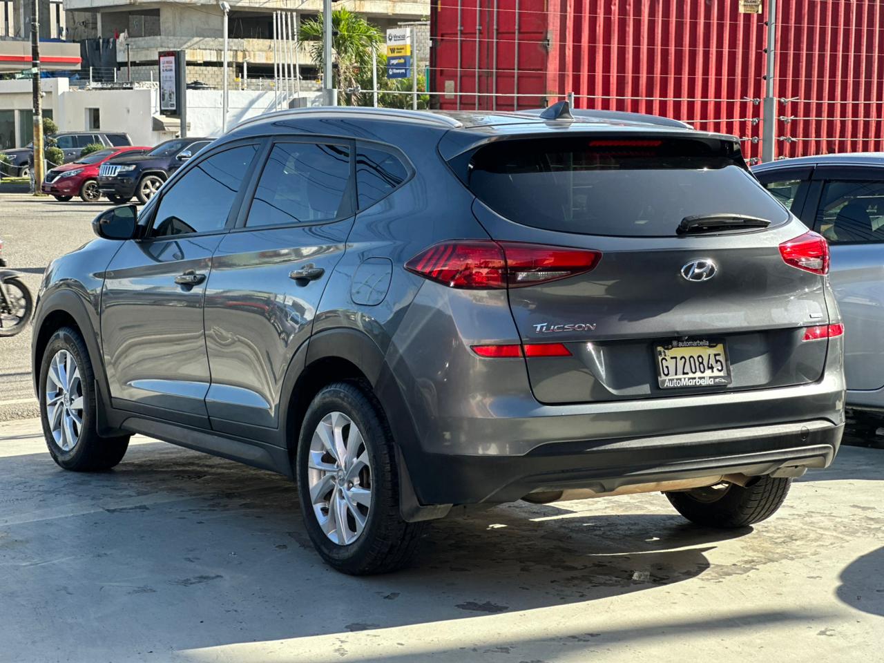 Hyundai Tucson SE