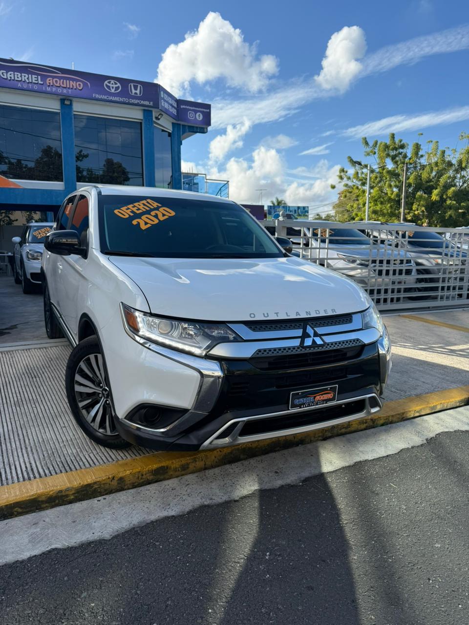 Mitsubishi Outlander SE