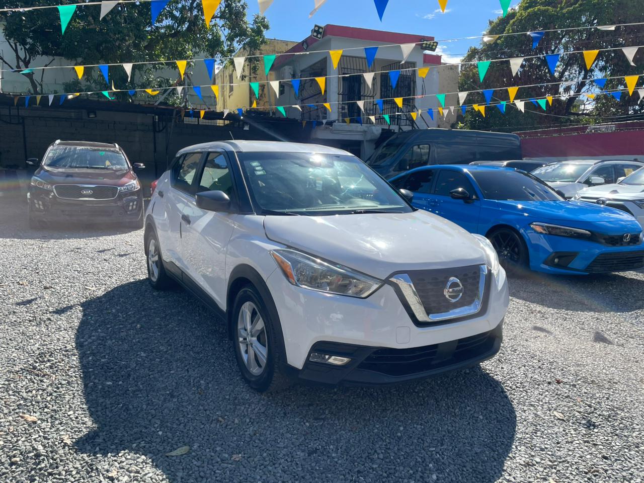 Nissan Kicks Basico