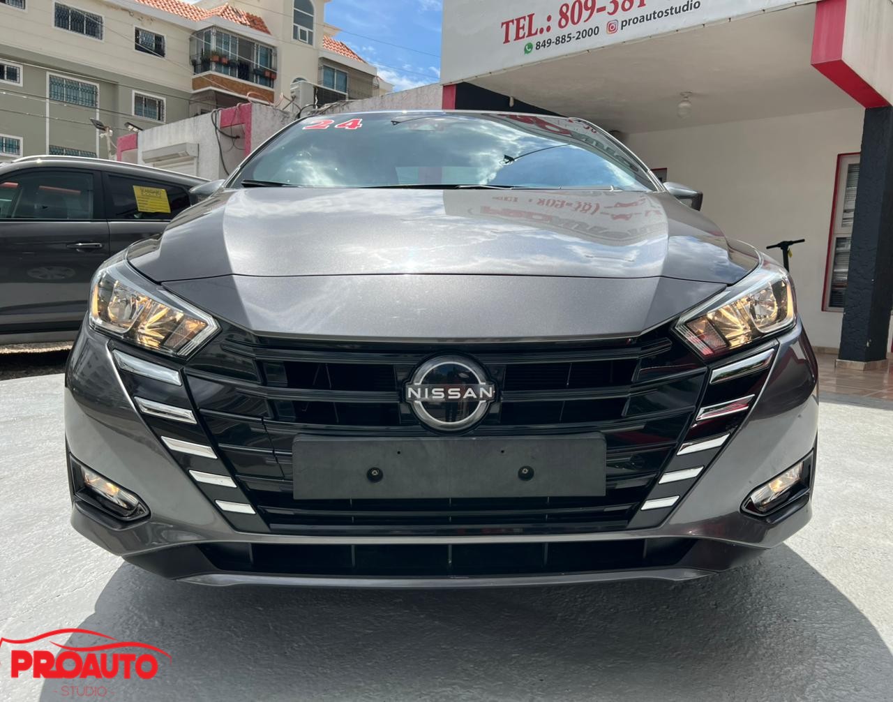 Nissan Versa Básico