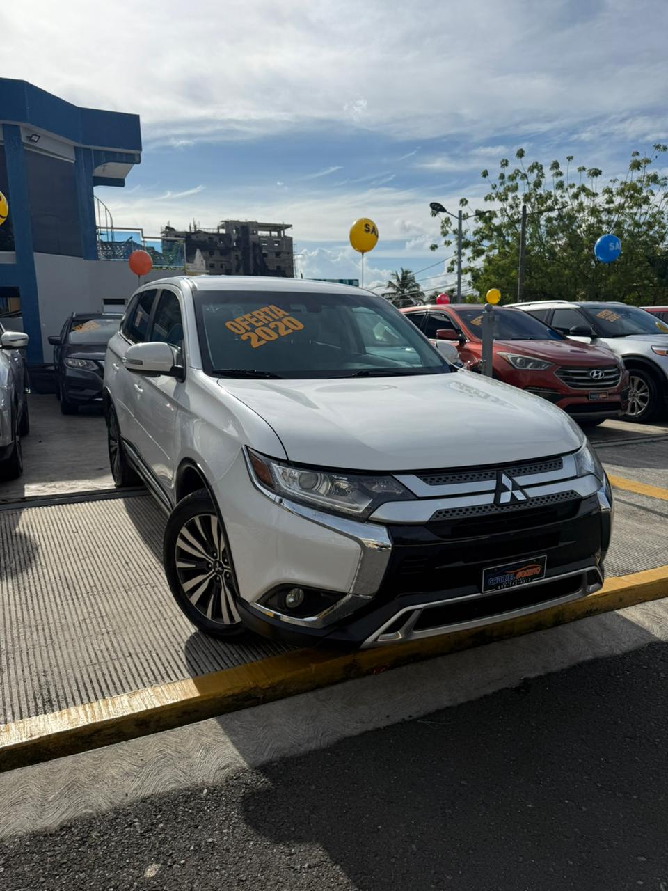 Mitsubishi Outlander SE