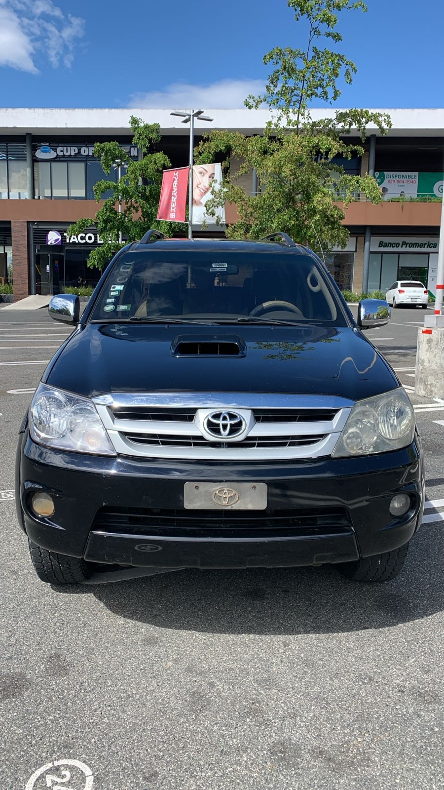 Toyota Fortuner SR5