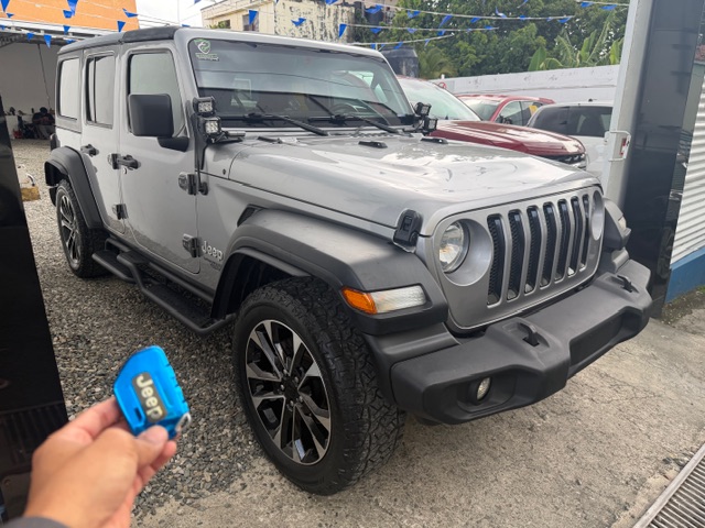 Jeep Wrangler Básico