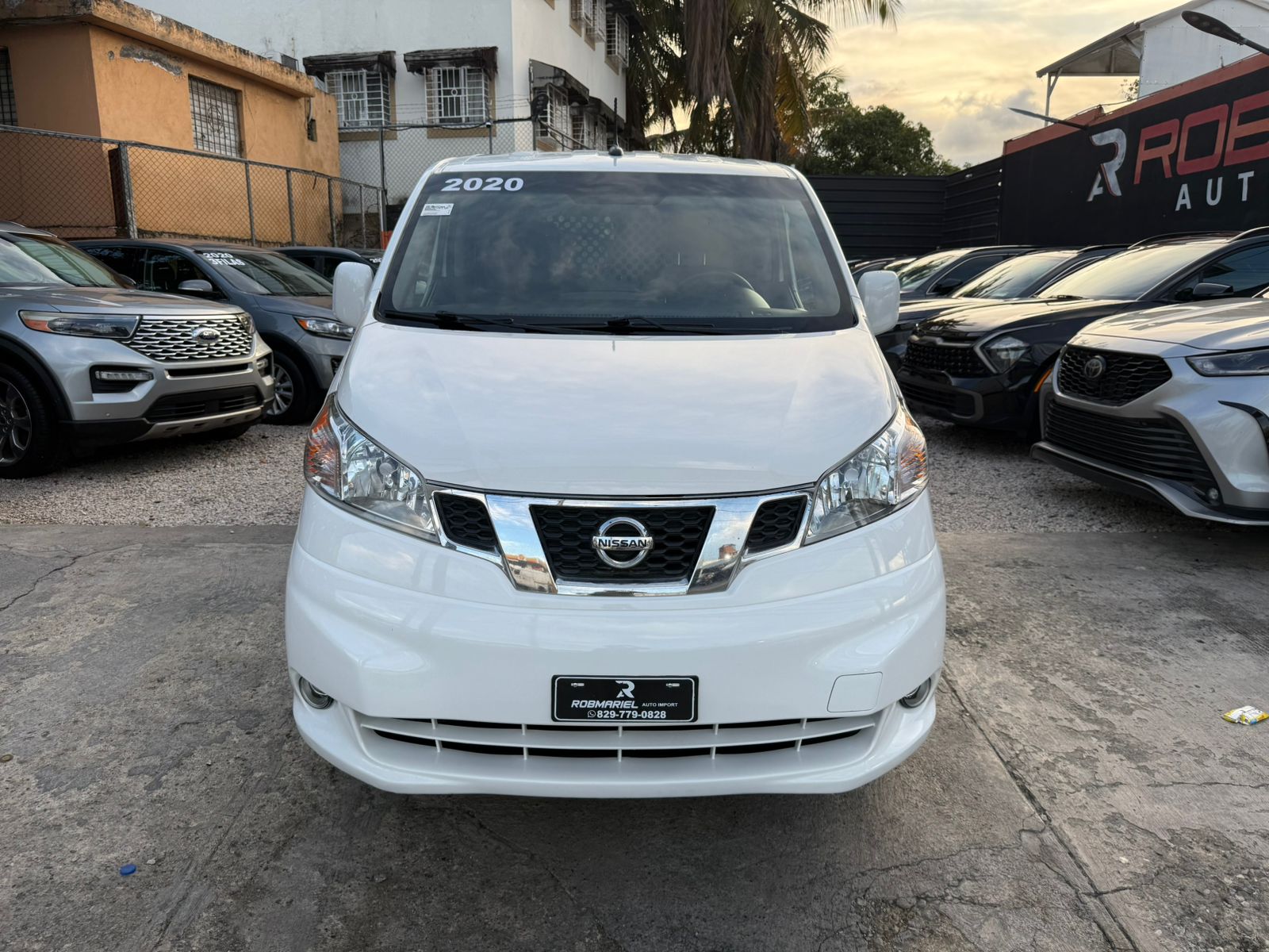 Nissan NV 200