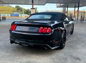 Ford Mustang Convertible