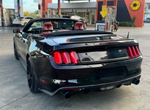 Ford Mustang Convertible