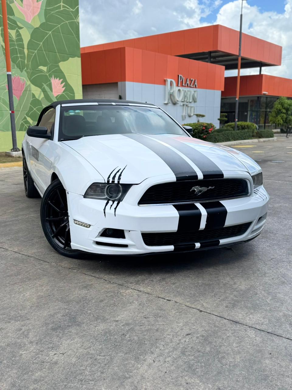 Ford Mustang Convertible