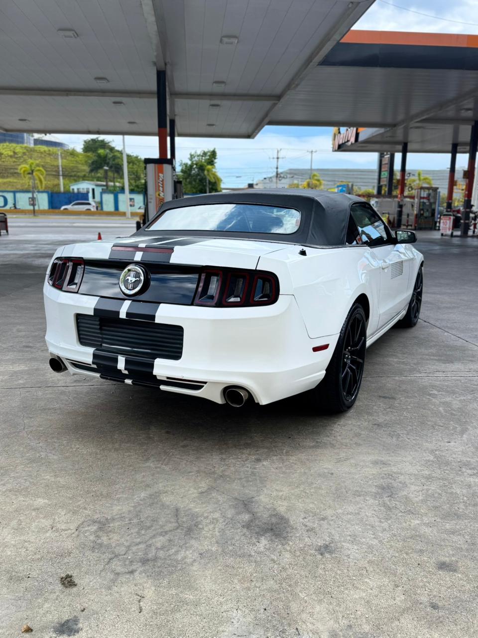 Ford Mustang Convertible