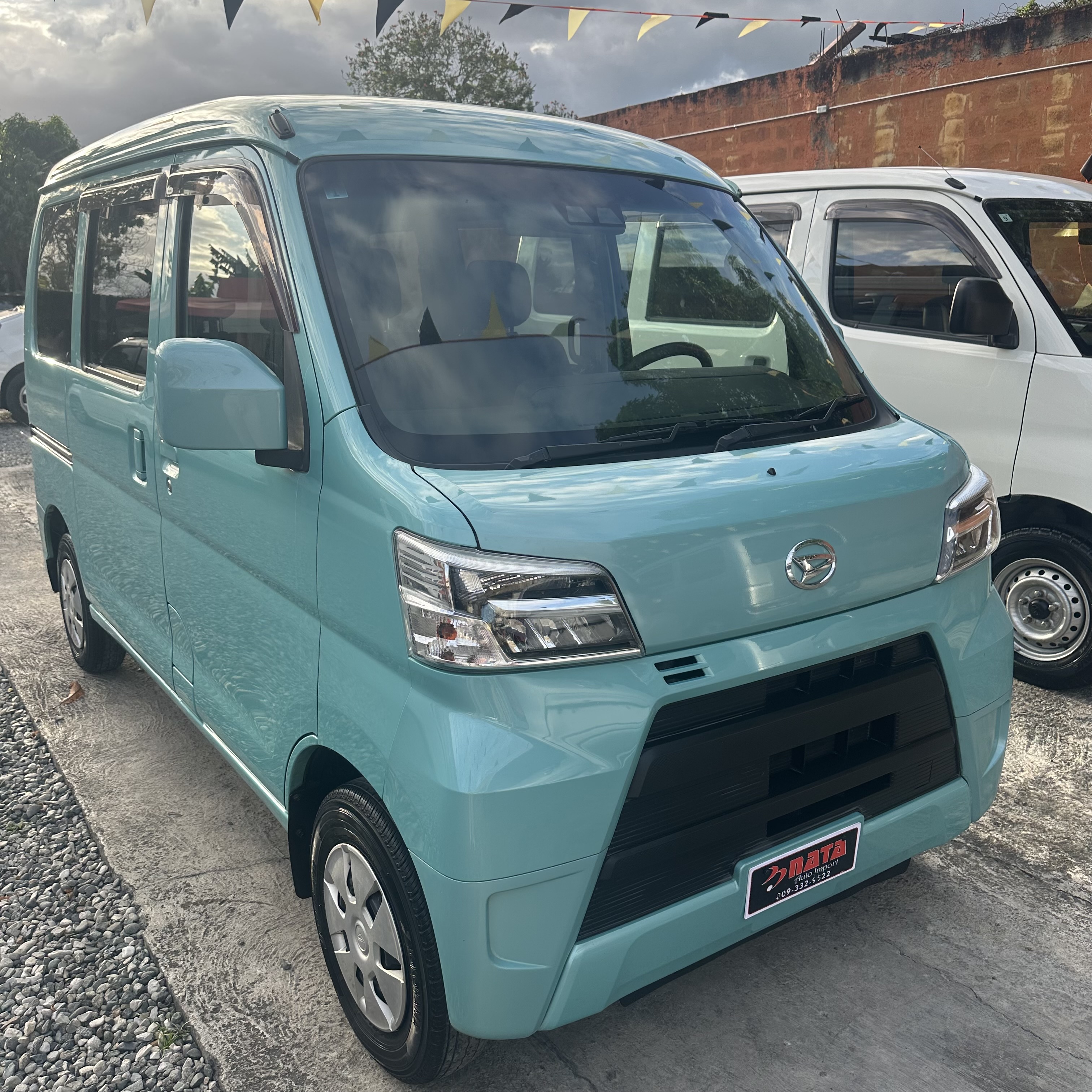 Daihatsu Hijet Minivan