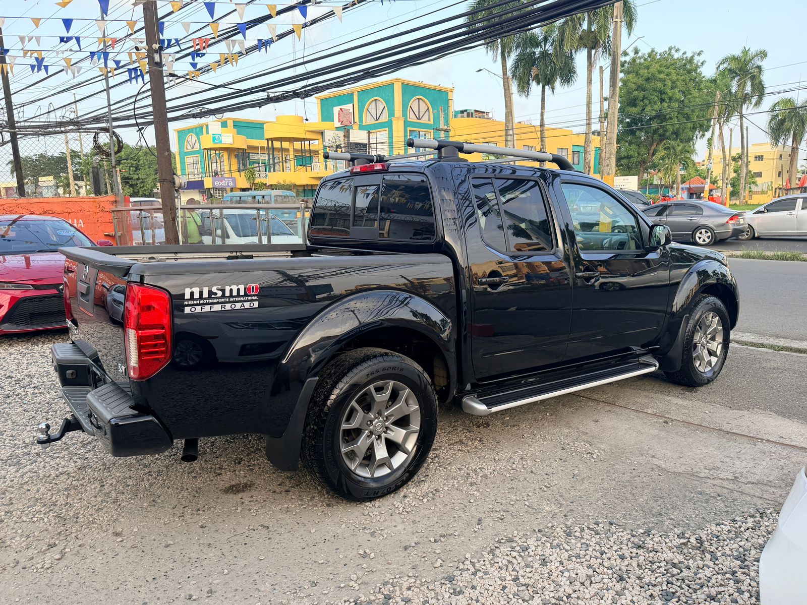 Nissan Frontier SV