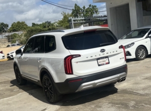 Kia Telluride LX