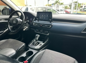 Kia Seltos S