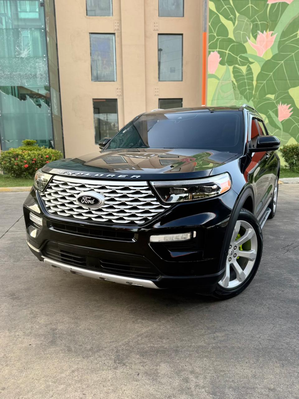 Ford Explorer Platinum