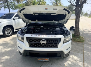 Nissan Frontier S