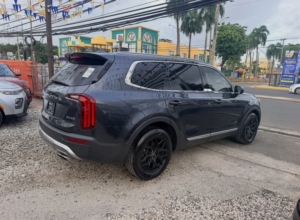Kia Telluride LX