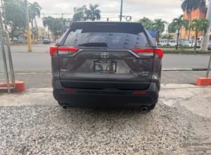 Toyota RAV4 XLE