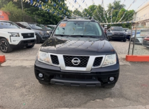 Nissan Frontier SV