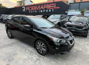 Nissan Versa SV