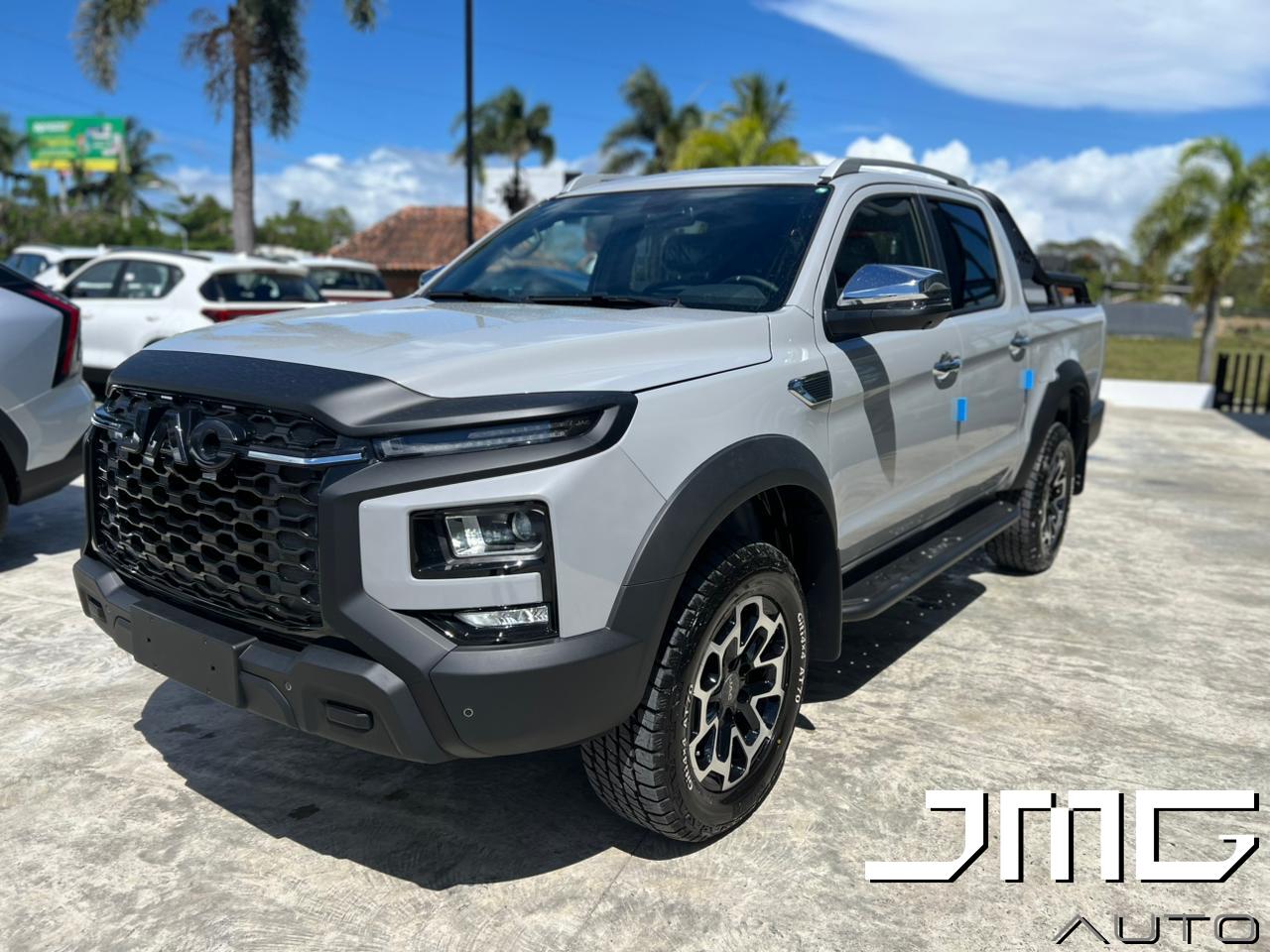 Jac T9 AWD
