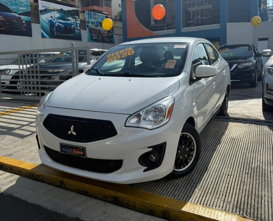 Mitsubishi Mirage ES