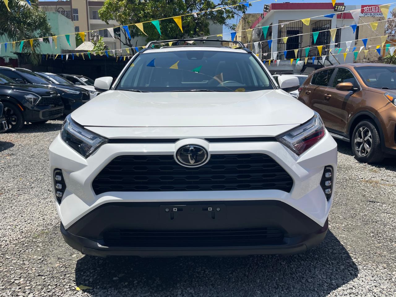 Toyota RAV4 XLE