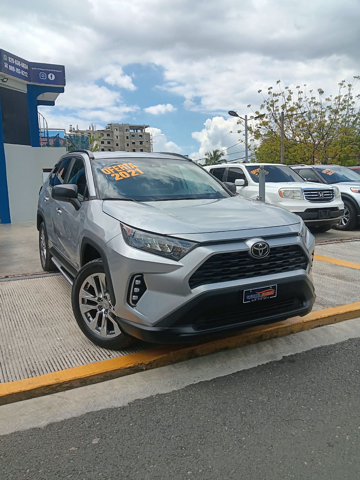 Toyota RAV4 LE