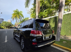 Lexus LX 570