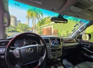Lexus LX 570