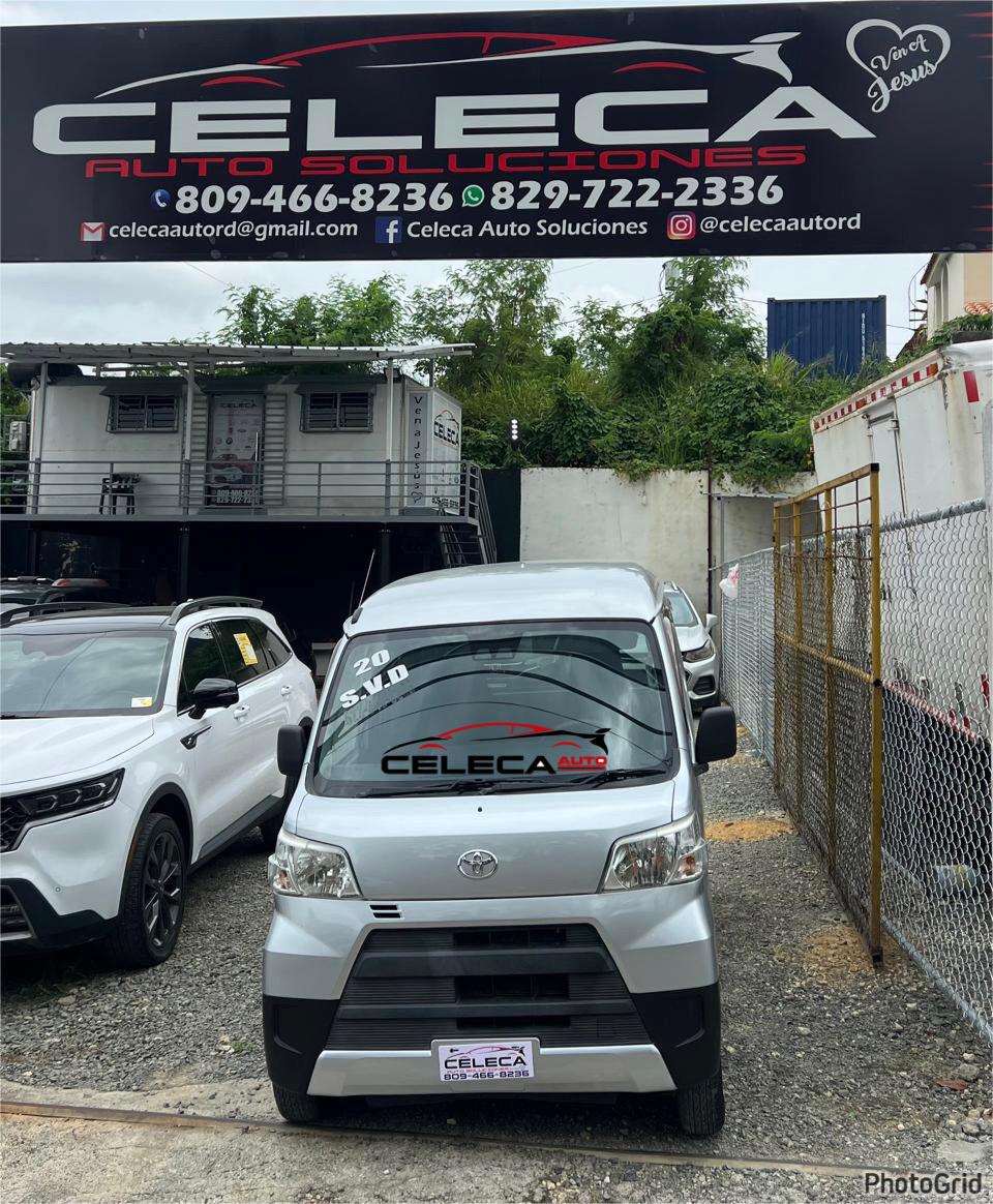 Toyota Pixis Basico