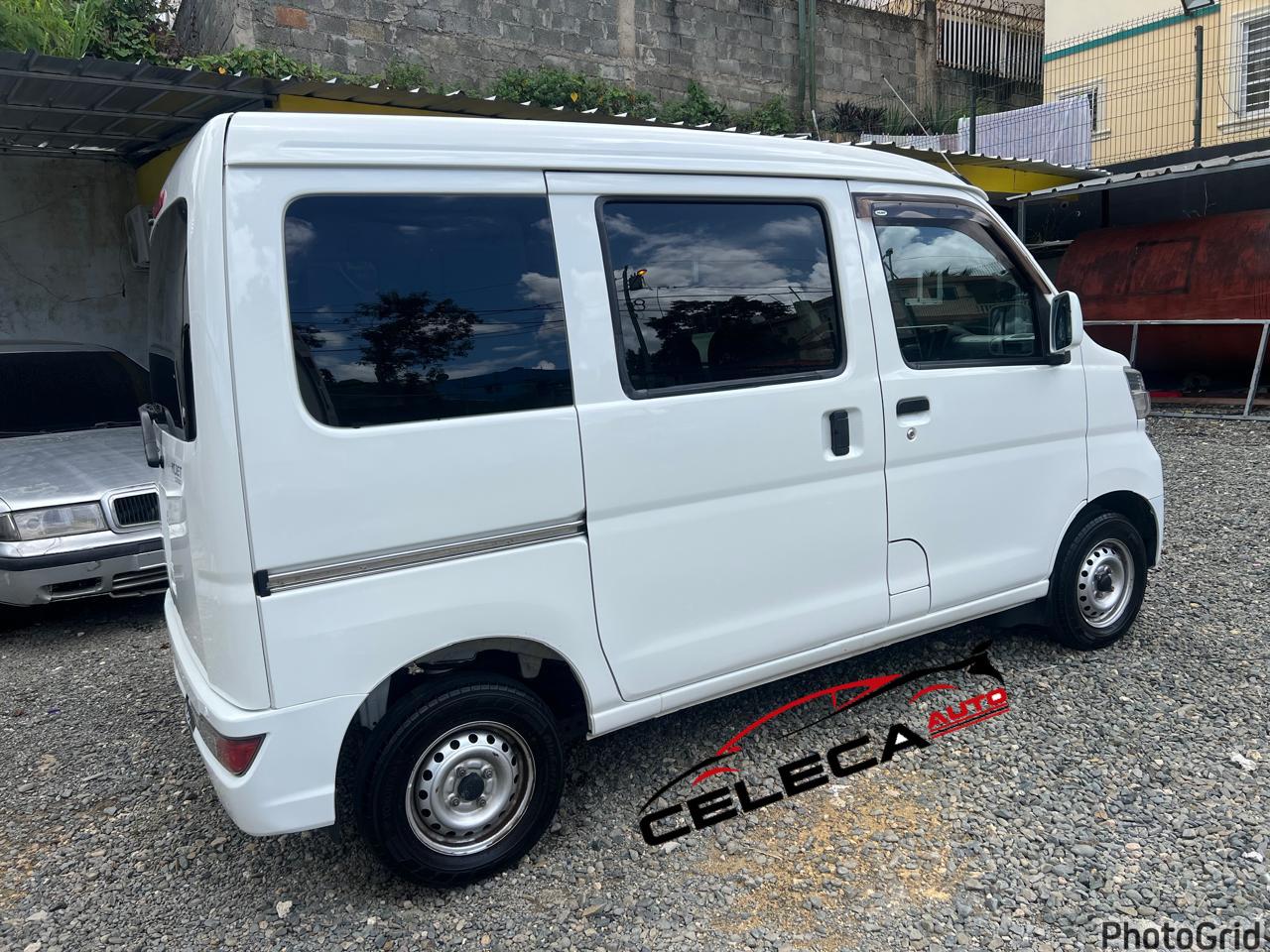 Daihatsu Hijet Minivan