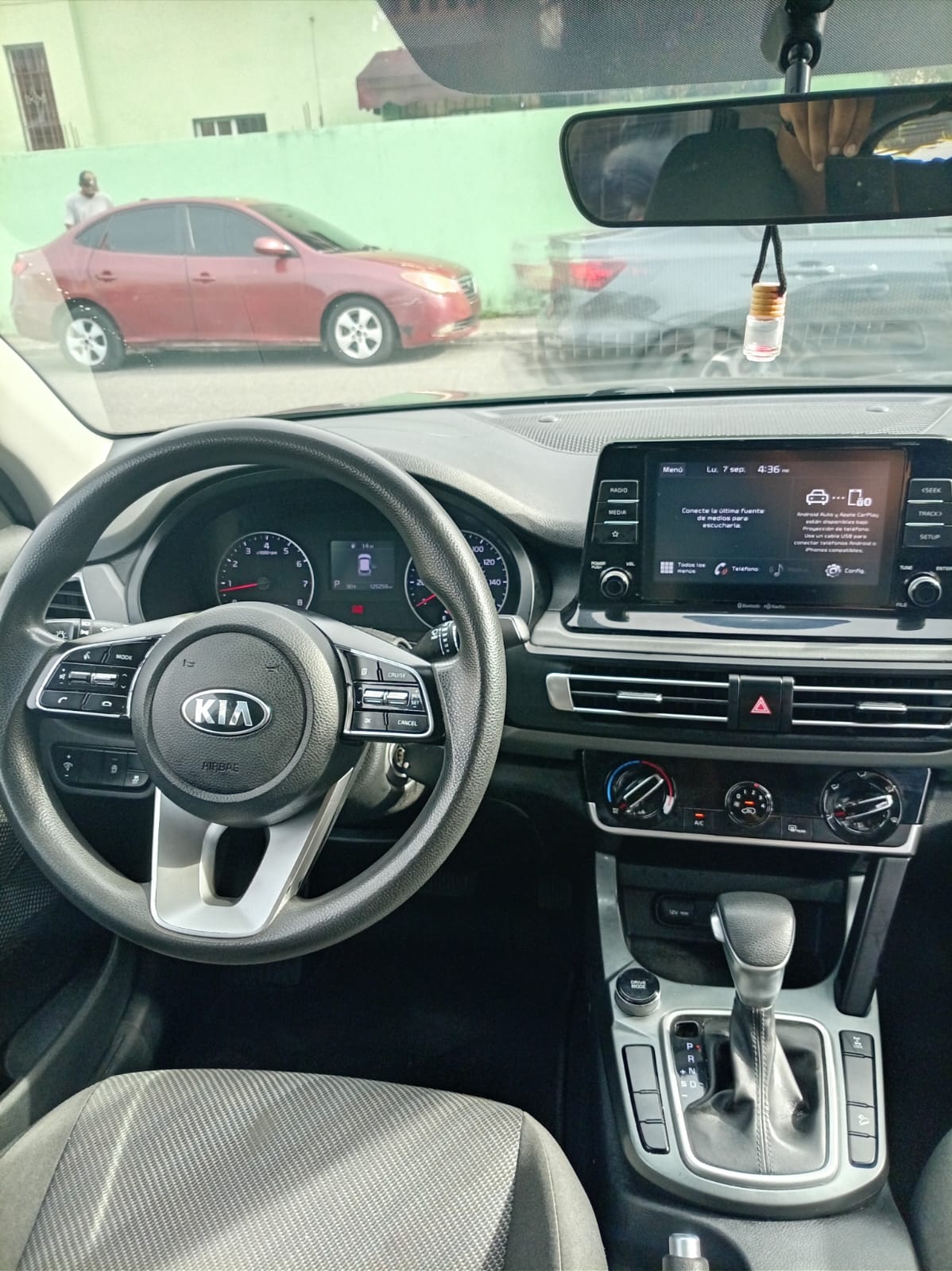 Kia Seltos LX