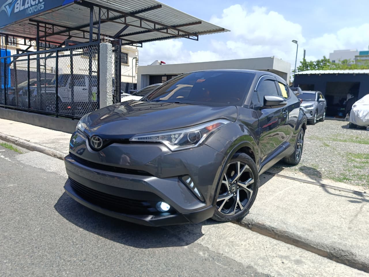 Toyota C-HR XLE