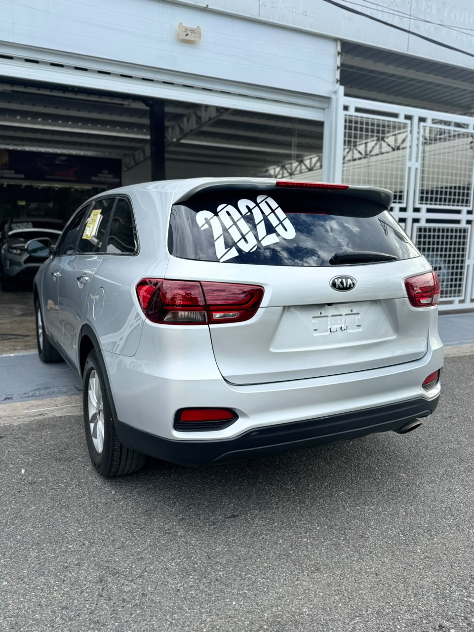 Kia Sorento LX