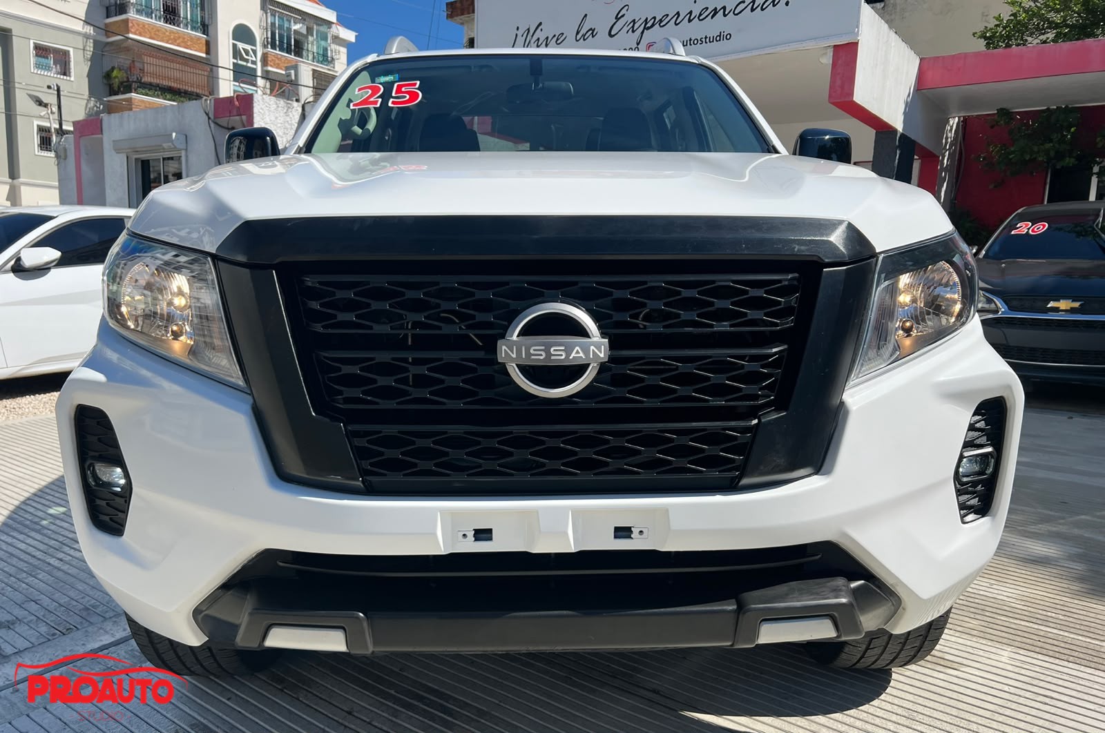 Nissan Frontier S