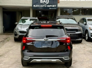 Kia Seltos S