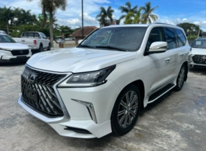 Lexus LX 570