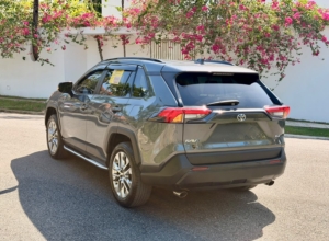 Toyota RAV4 XLE Premium