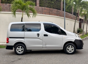 Nissan NV 200