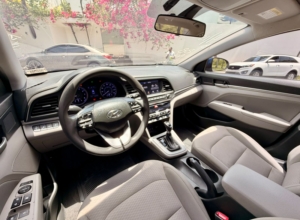 Hyundai Elantra SEL