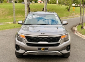 Kia Seltos EX