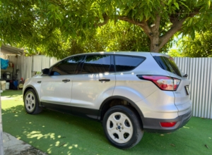 Ford Escape S